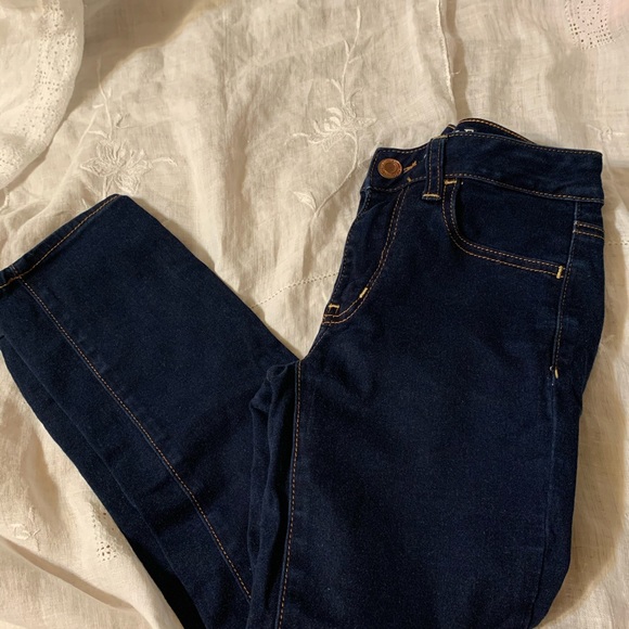 Jean - Picture 1 of 2
